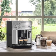 Deal-Highlight: Kaffeevollautomat von De'Longhi zum neuen Rekordpreis.