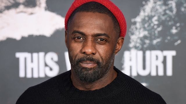 Der britische Schauspieler Idris Elba unterstützt die Kampagne "No More Red" des FC Arsenal.