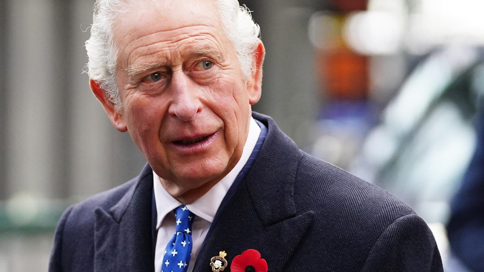 Prinz Charles: Der britische Thronfolger stellt seine Gemälde aus. Prinz Charles: Der britische Thronfolger stellt seine Gemälde aus.