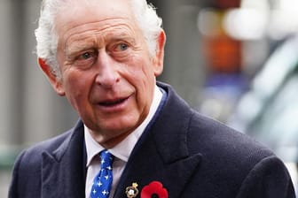 Prinz Charles: Der britische Thronfolger stellt seine Gemälde aus.
