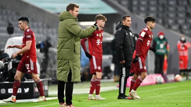 Münchens Cheftrainer Julian Nagelsmann ist mit dem Ergebnis unzufrieden. Münchens Cheftrainer Julian Nagelsmann ist mit dem Ergebnis unzufrieden.