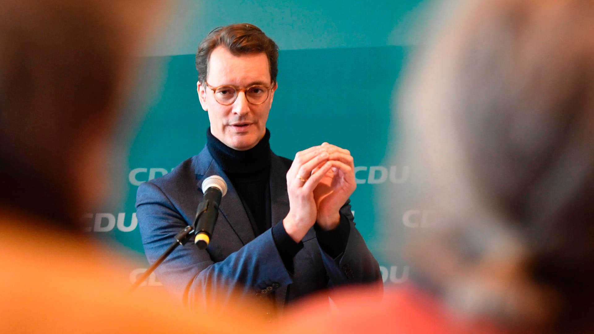 Hendrik Wüst (CDU): "Die Gleichsetzung der Geboosterten mit den Getesteten soll generell gelten. Das ist meine Überzeugung."