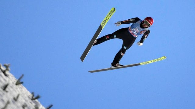 Markus Eisenbichler wurde beim Weltcup in Bischofshofen disqualifiziert.