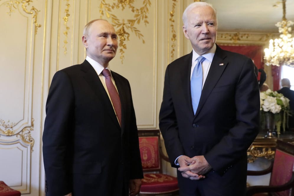 Wladimir Putin und Joe Biden bei ihrem Treffen in Genf im Juni 2021: Seither haben sich die Spannungen zwischen Russland und der Nato in Osteuropa wieder verschärft.