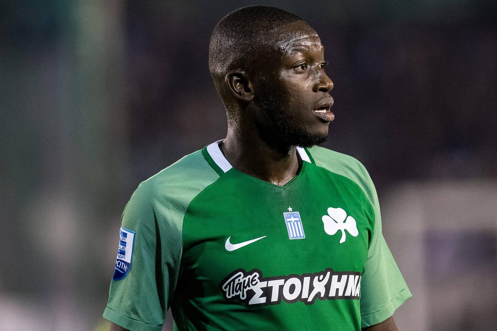 Ousmane Coulibaly im Panathinaikos.Trikot 2018: Der Verteidiger spielte drei Jahre für den griechischen Spitzenklub.