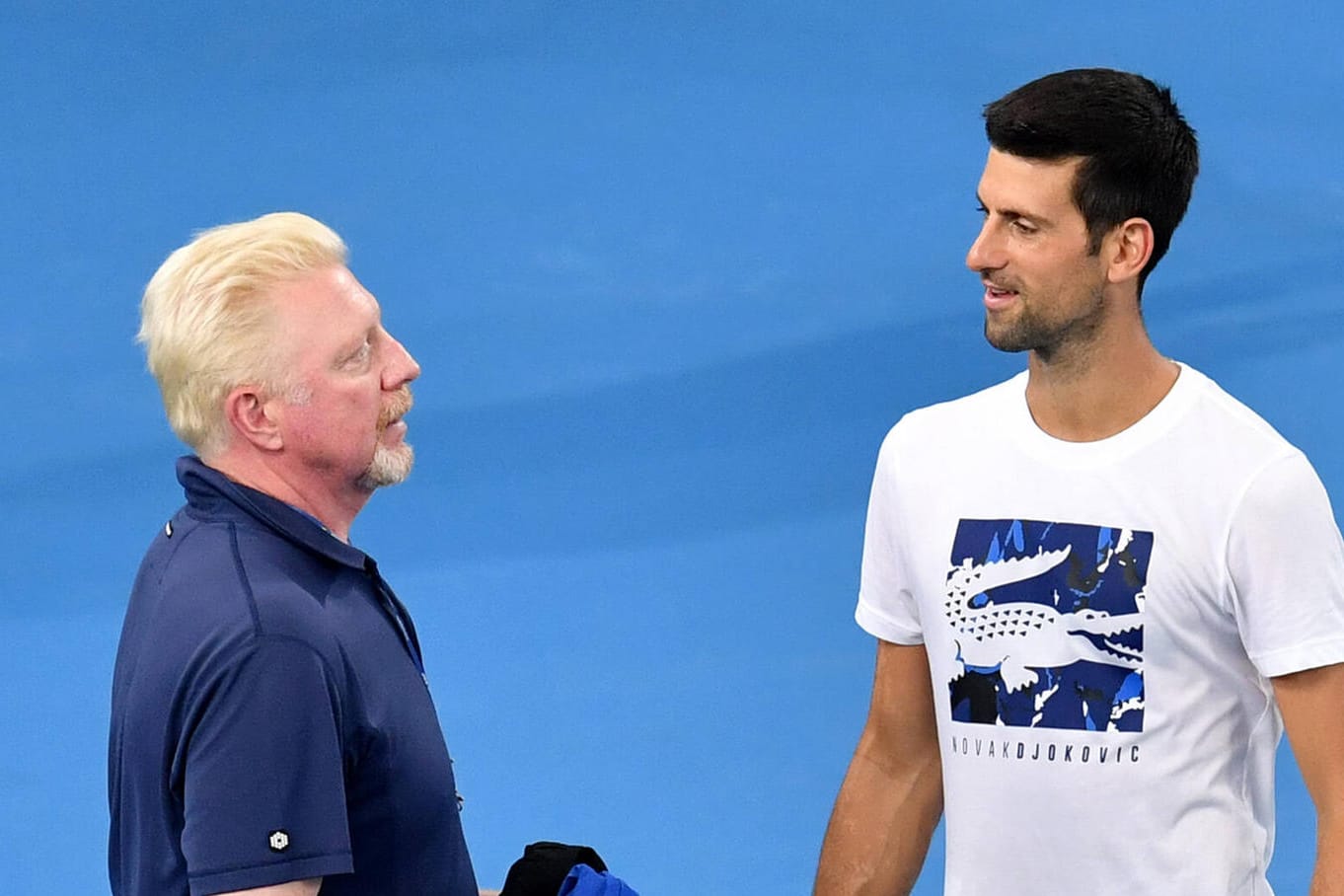 Boris Becker und Novak Djokovic beim ATP-Cup 2020 in Australien (Archivbild): Der deutsche Tennisstar hat Verständnis für seinen ehemaligen Schützling.