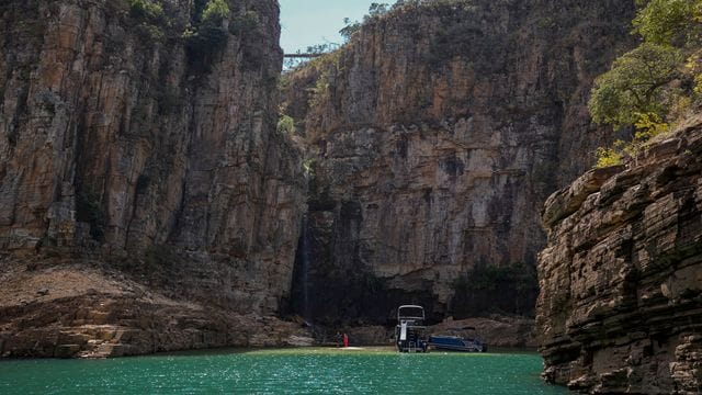 Beliebtes Ausflugsziel: der Lago de Furnas in Capitólio.