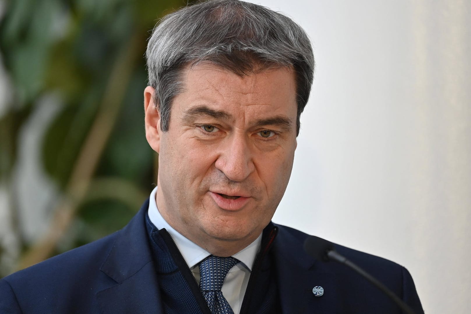 Markus Söder: Bayerns Ministerpräsident findet die Regelungen zur Spielabsage in der Bundesliga durch die Corona-Pandemie nicht mehr zeitgemäß.