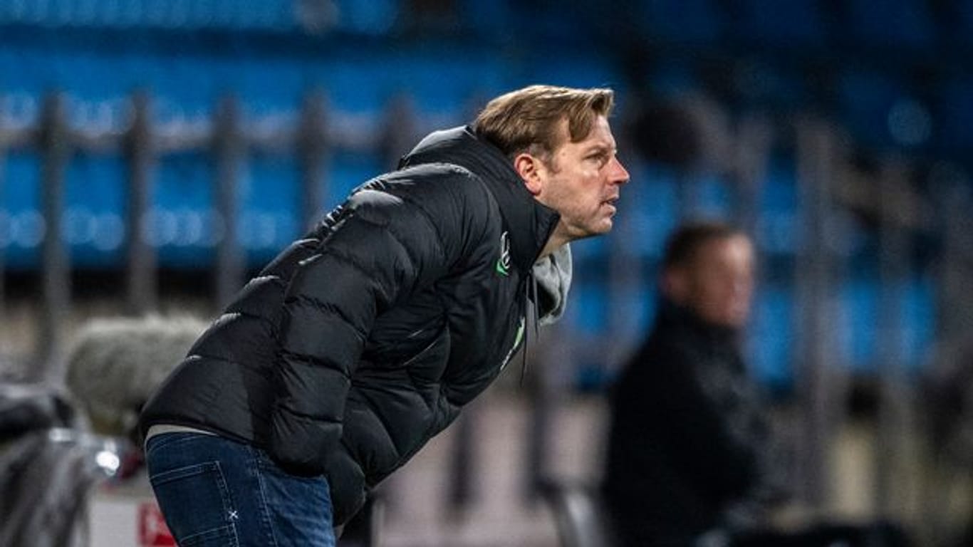 Wähnt sich bei Wolfsburg weiterhin fest im Sattel: Trainer Florian Kohfeldt.