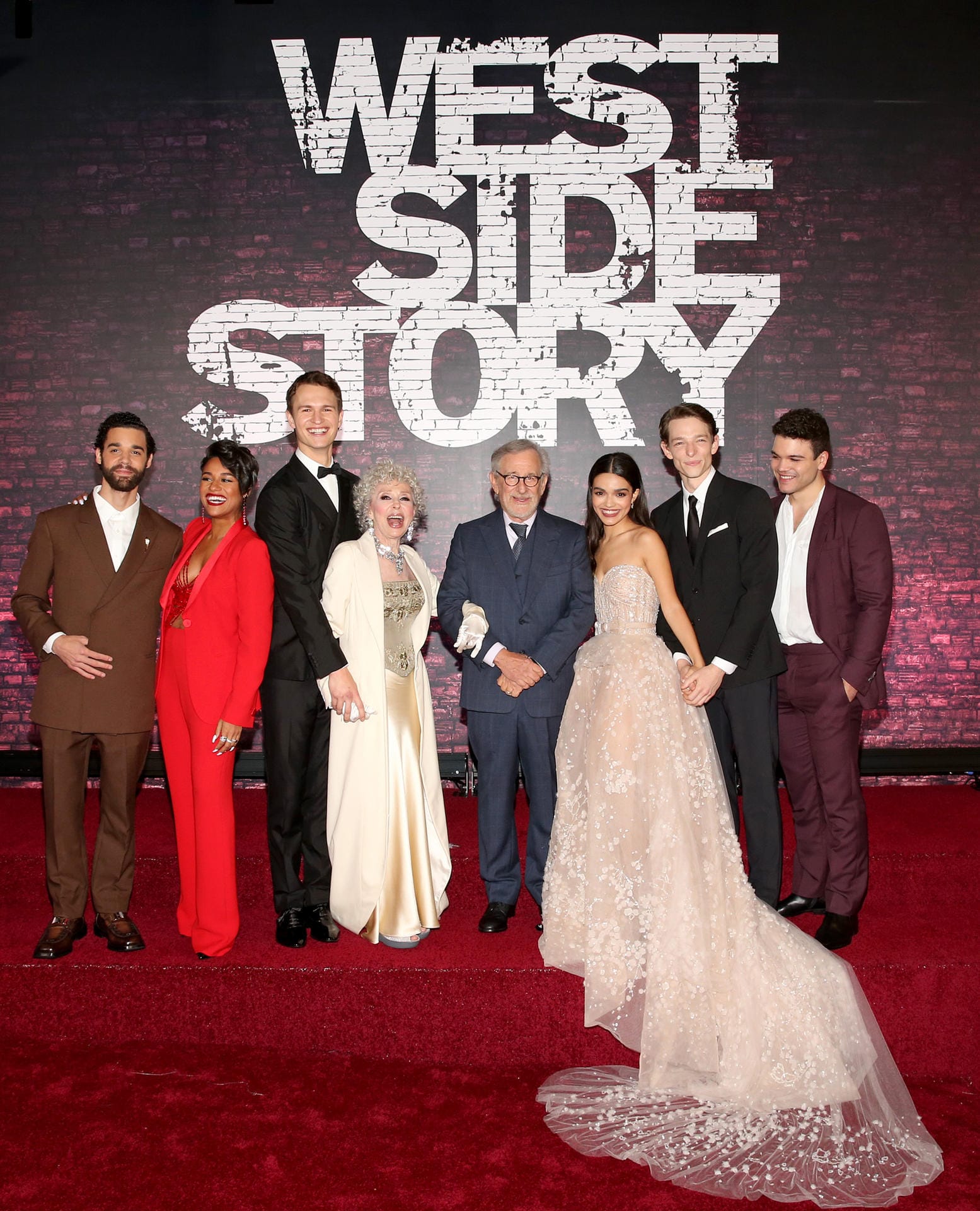 Der "West Side Story"-Cast: Die Musicalverfilmung gewann in der Kategorie "Beste Komödie/Musical".