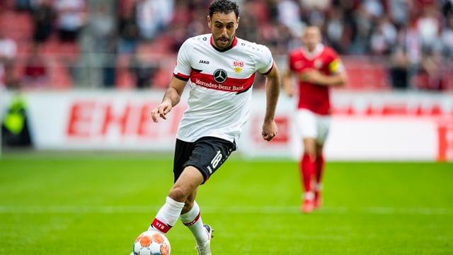 Der zypriotische Verein Apollon Limassol ist an einer Verpflichtung von Stuttgarts Hamadi Al Ghaddioui interessiert. Der zypriotische Verein Apollon Limassol ist an einer Verpflichtung von Stuttgarts Hamadi Al Ghaddioui interessiert.