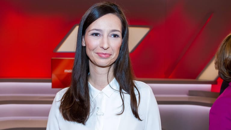 Pinar Atalay: Die Moderatorin ist nun bei RTL unter Vertrag.