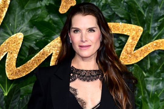 Brooke Shields bei den Fashion Awards 2018 in London.