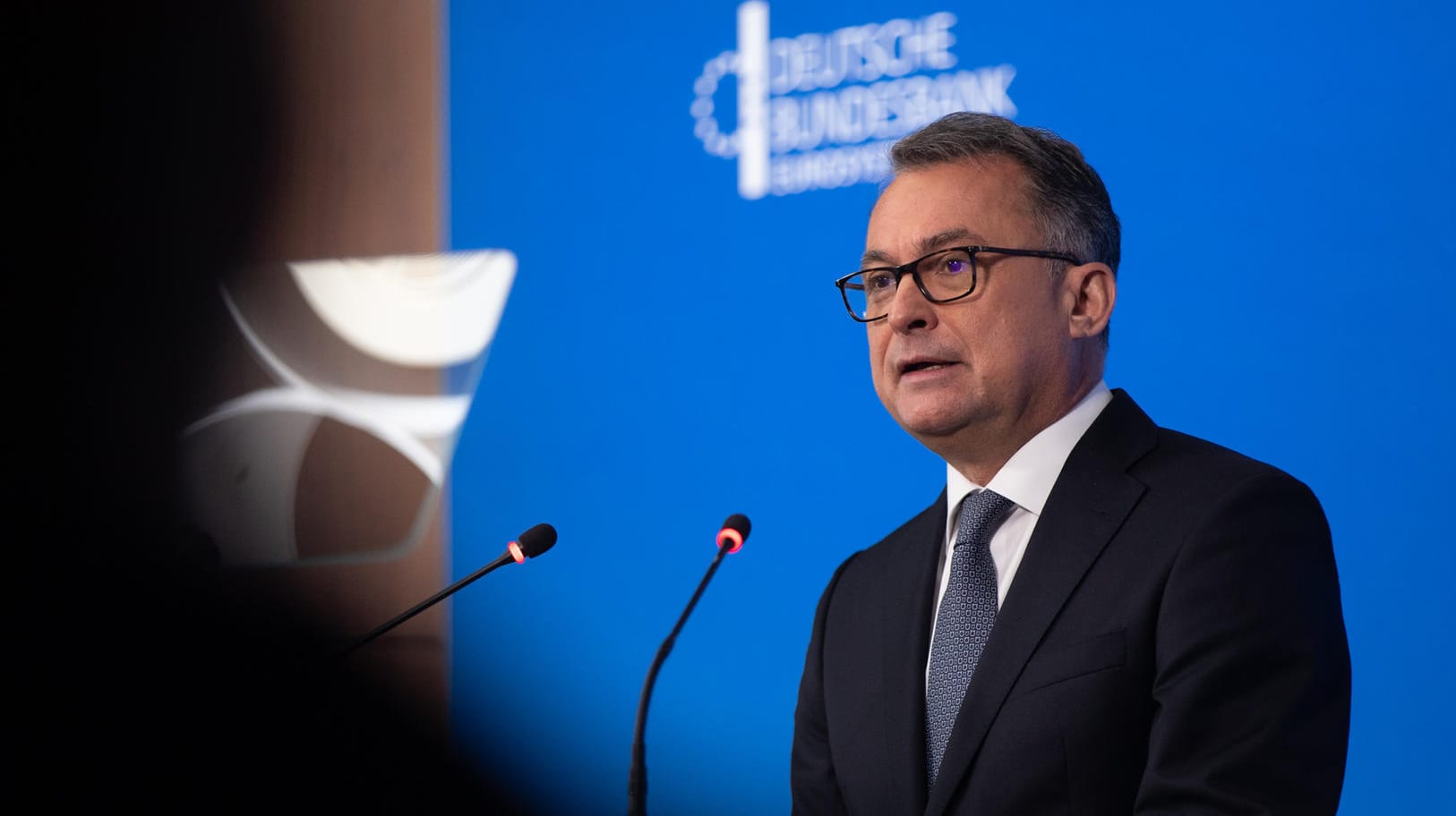 Neuer Bundesbank-Präsident: Ab sofort ist Joachim Nagel Deutschlands oberster Zentralbanker. Neuer Bundesbank-Präsident: Ab sofort ist Joachim Nagel Deutschlands oberster Zentralbanker.