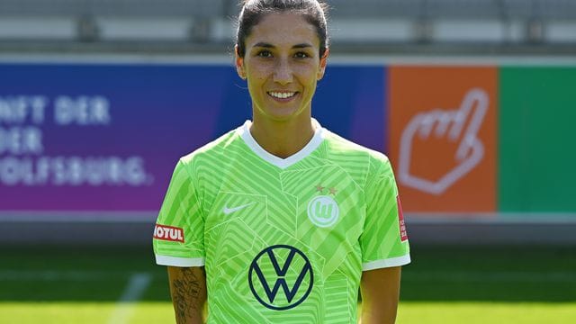 Nationalspielerin Doorsoun Nationalspielerin Doorsoun