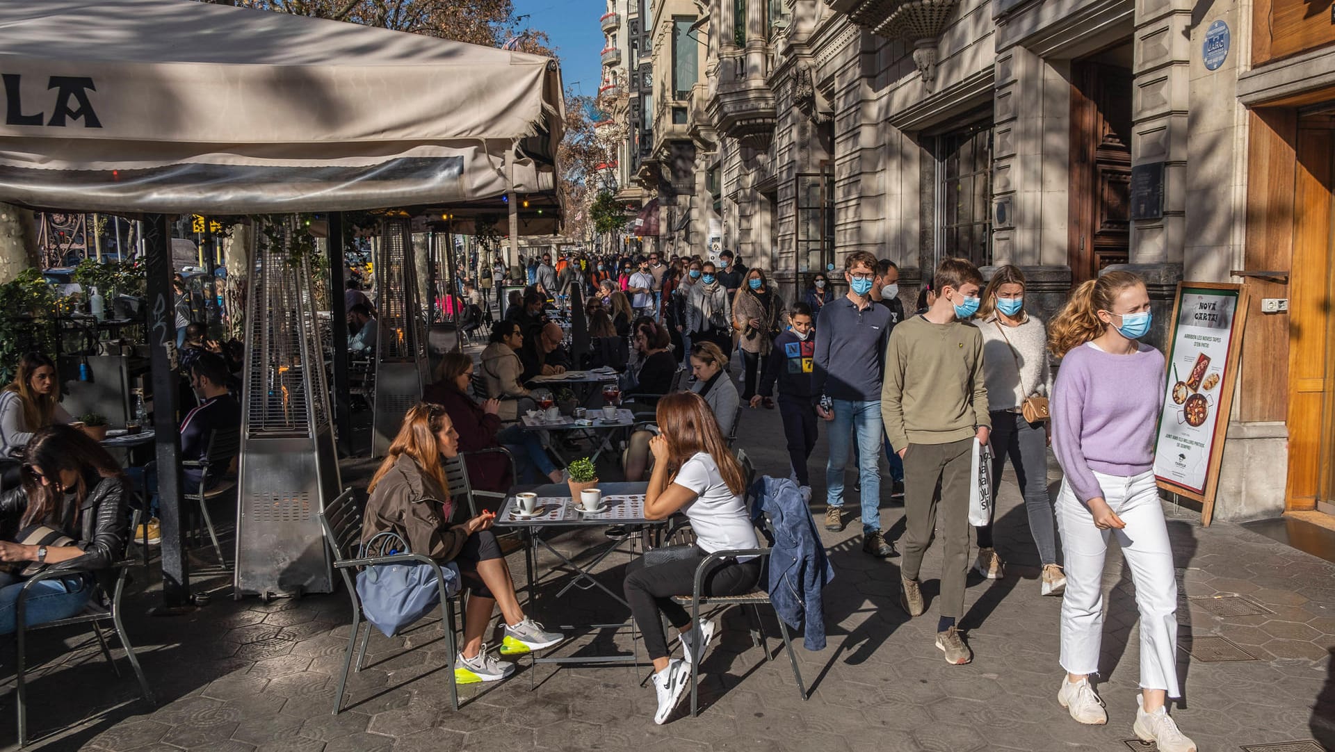 Ende der Pandemie in Spanien? Das Land will das Virus schon bald wie eine Grippe behandeln – trotz hoher Infektionszahlen.