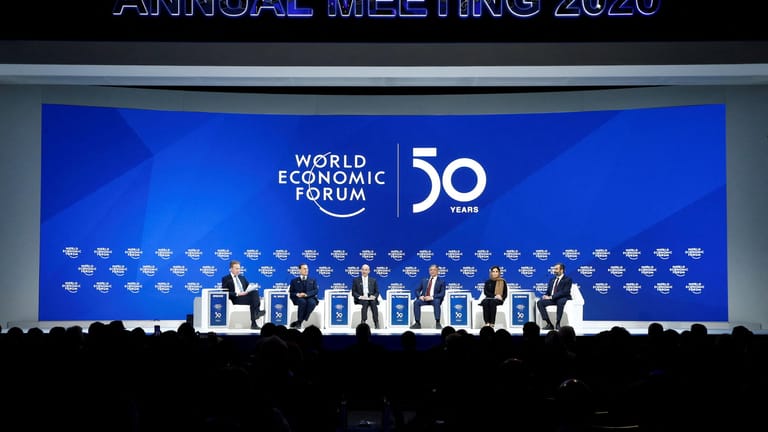 Podium beim Weltwirtschaftsforum 2020 (Archivbild): Das Forum findet traditionell in Davos statt.