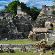 Tikal Ruinen in Guatemala: Im Tikal-Nationalpark ist einer deutscher Tourist tot aufgefunden worden.