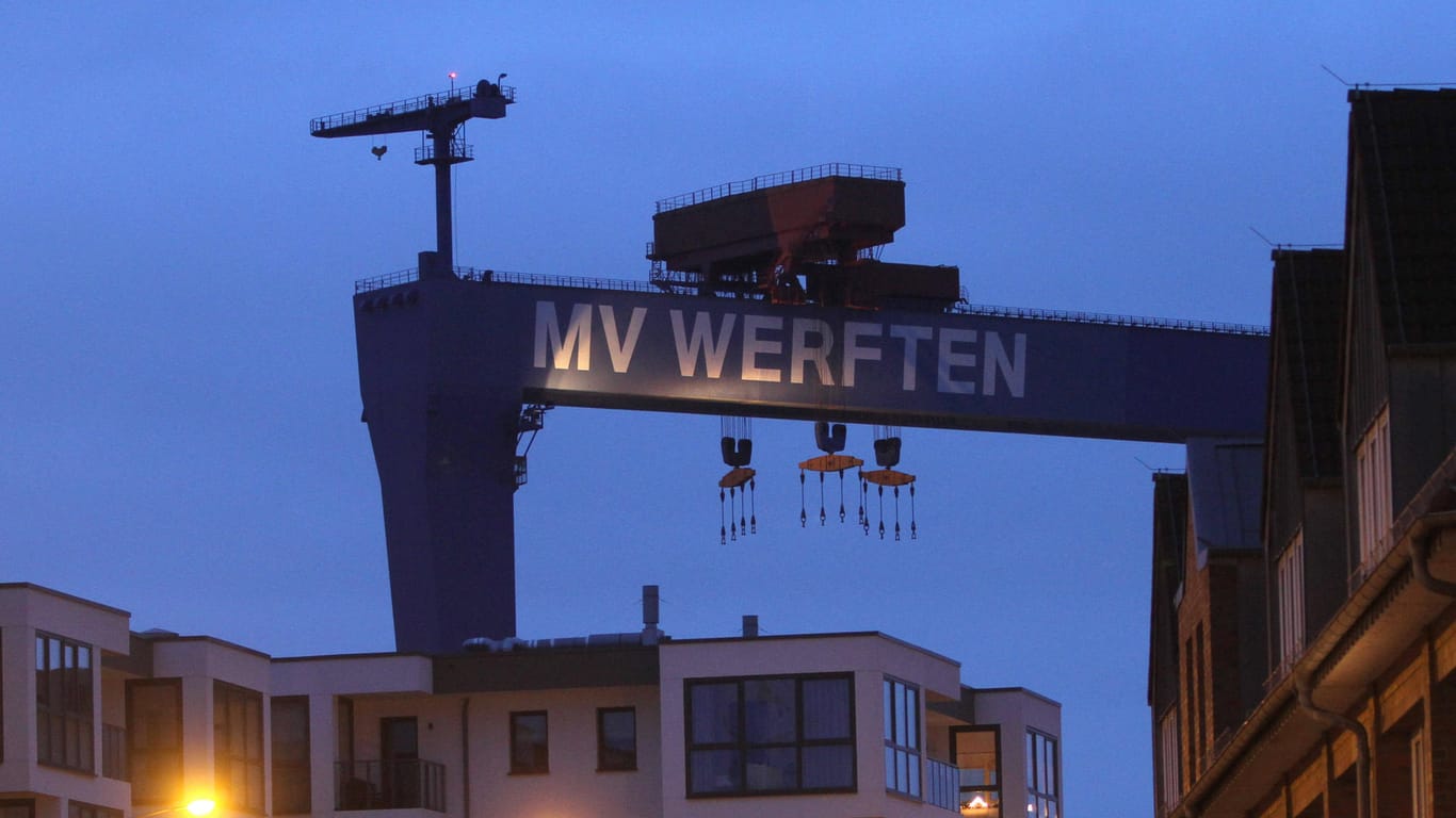 Standort der MV Werften in Warnemünde (Symbolbild): Für einen Teil des insolventen Unternehmens wurde nun ein Insolvenzverwalter benannt.