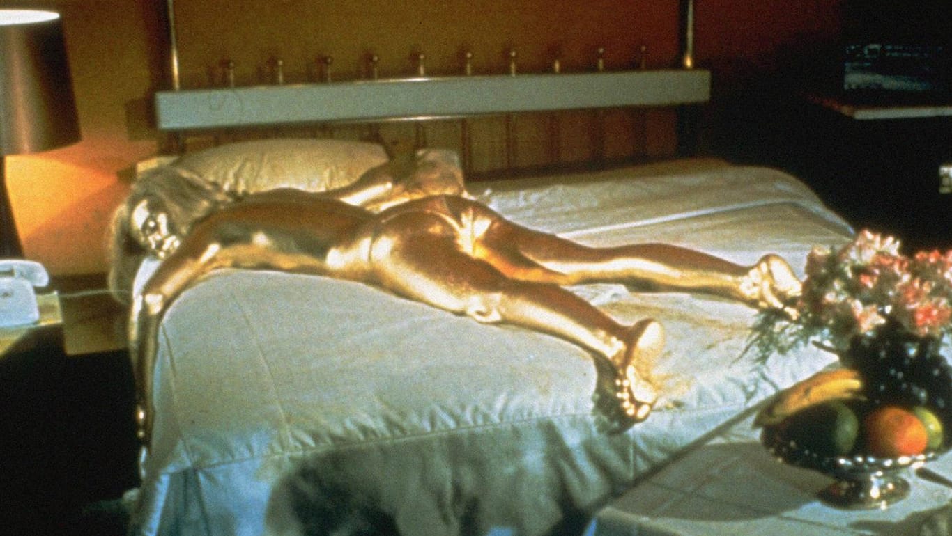 Shirley Eaton 1964 als "vergoldetes Bond-Girl" Jill Masterson in "Goldfinger".