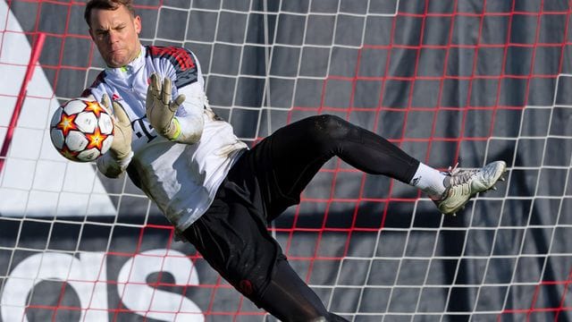 Ist nach überstandener Corona-Infekttion wieder im Bayern-Training: Manuel Neuer. Ist nach überstandener Corona-Infekttion wieder im Bayern-Training: Manuel Neuer.