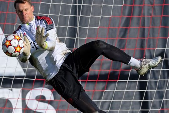 Ist nach überstandener Corona-Infekttion wieder im Bayern-Training: Manuel Neuer.