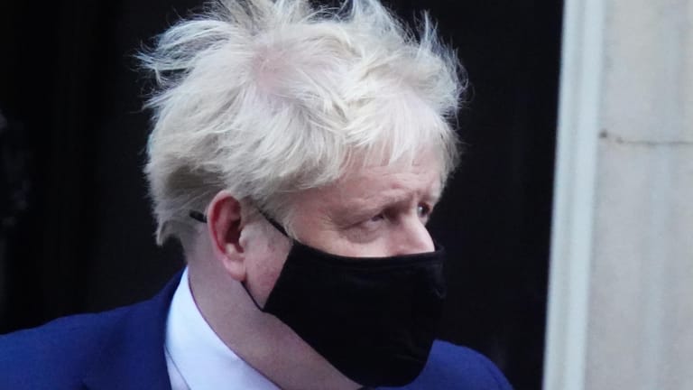 Boris Johnson: Der britische Premier steht wegen einer Feier während des eigentlich geltenden Lockdowns in der Kritik.