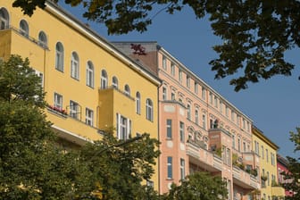 Wohnungen in Berlin (Symbolbild): Der Verkauf von fast 15.000 Wohnungen der Adler Group stimmt Anleger optimistisch.