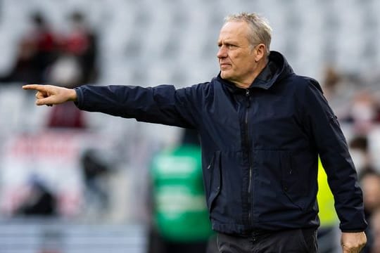 Findet Geisterspiele deprimierend: Freiburg-Coach Christian Streich.