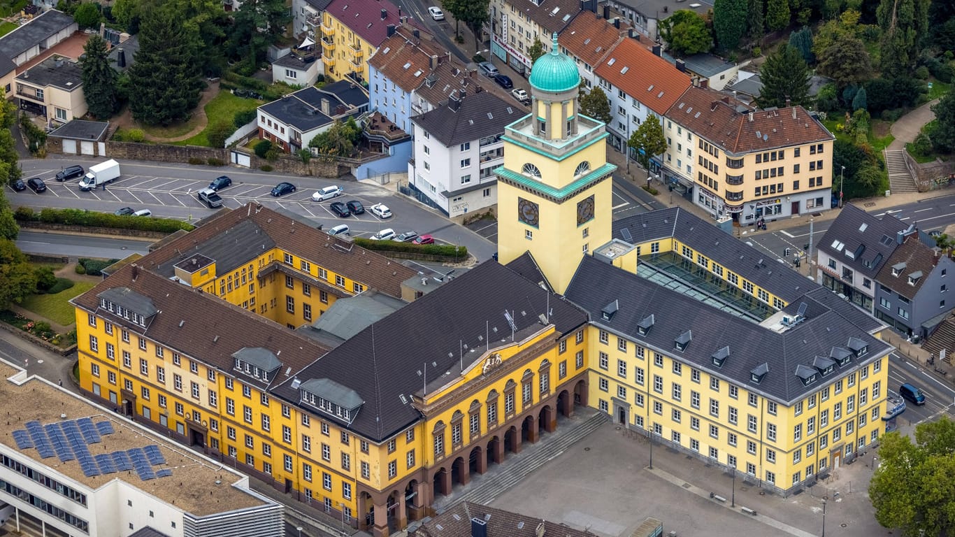 Rathaus der Stadt Witten (Archivbild): Hier ereignete sich am Mittwoch der Angriff.