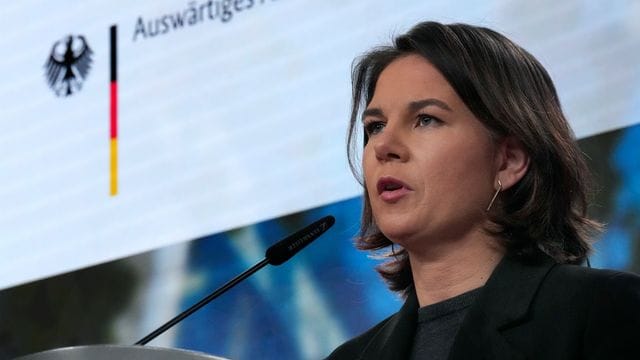 Reist für Gespräch zu den "Perspektiven der russisch-deutschen Beziehungen" nach Moskau: Annalena Baerbock.