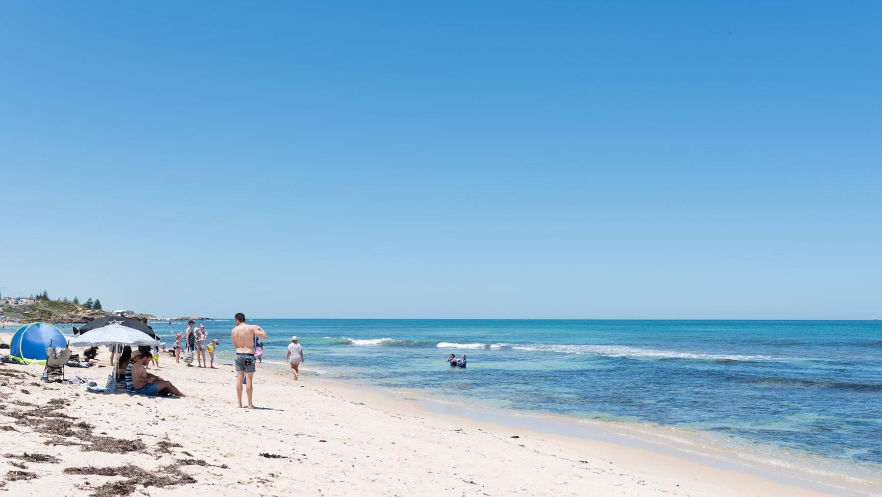 Strand an der westlichen Küste Australiens: Dort werden derzeit hohe Temperaturen gemessen.