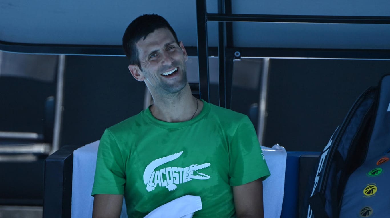 Novak Djokovic: Der Serbe gibt in seiner Einreiseposse nicht auf.