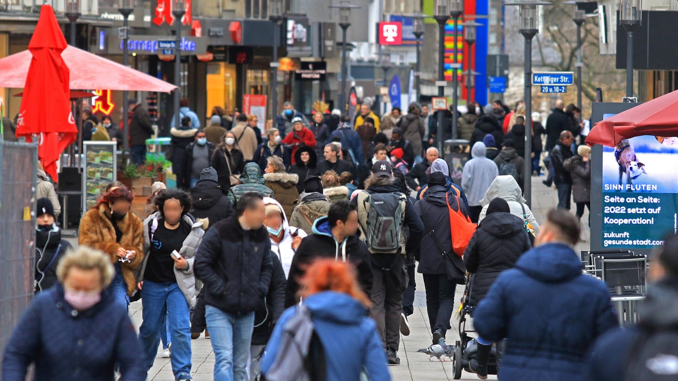 Essener Innenstadt (Symbolbild): Die Krise wird Deutschland noch länger begleiten.