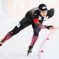 Die geballte Faust, der Ehrgeiz ungebrochen: Claudia Pechstein wird auch an Olympischen Spielen 2022 in Peking teilnehmen - bei Ihren dann achten Spielen.