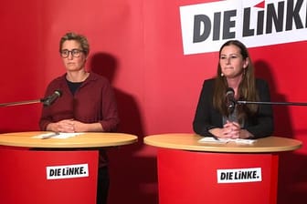 Die Co-Vorsitzenden der Linken, Susanne Hennig-Wellsow (l) und Janine Wissler (Archivbild).