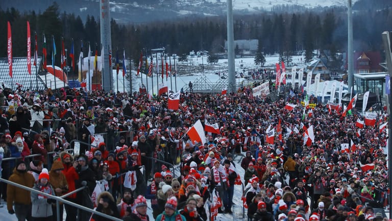 Die polnischen Fans machten in Zakopane ordentlich Stimmung.