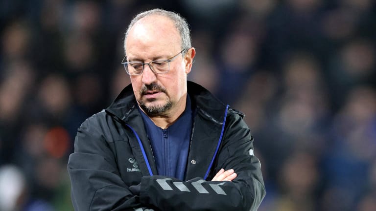 Rafa Benitez: Die spanische Trainerlegende ist nach nur einem halben Jahr seinen Job beim FC Everton schon wieder los.