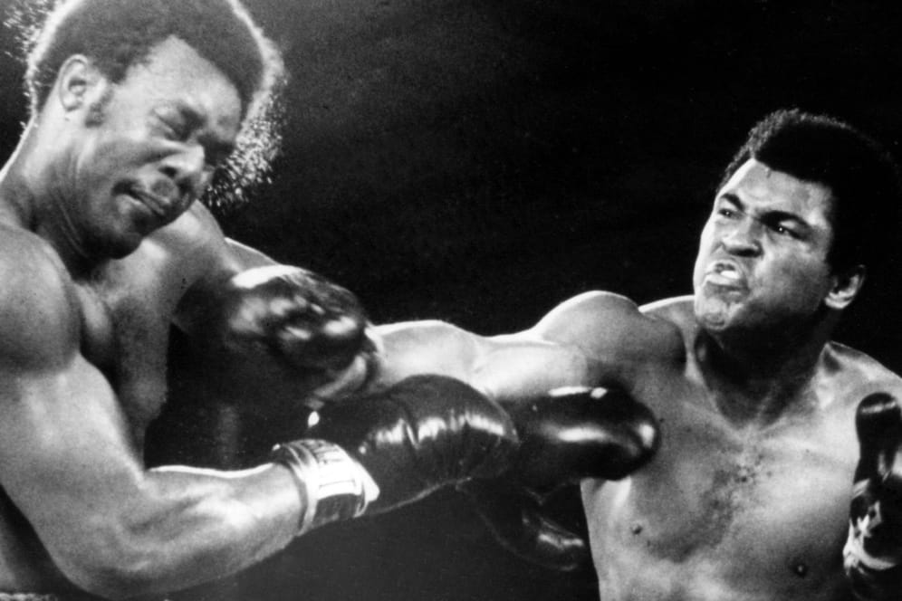 Der wohl berühmteste Boxkampf aller Zeiten: Muhammad Ali (r.) im "Rumble in the Jungle" gegen George Foreman.