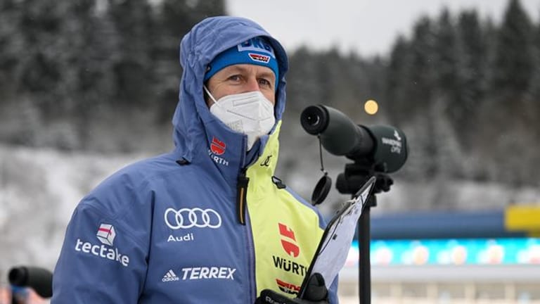 Biathlon-Bundestrainer Mark Kirchner will vor den Olympischen Winterspielen Ruhe bewahren.