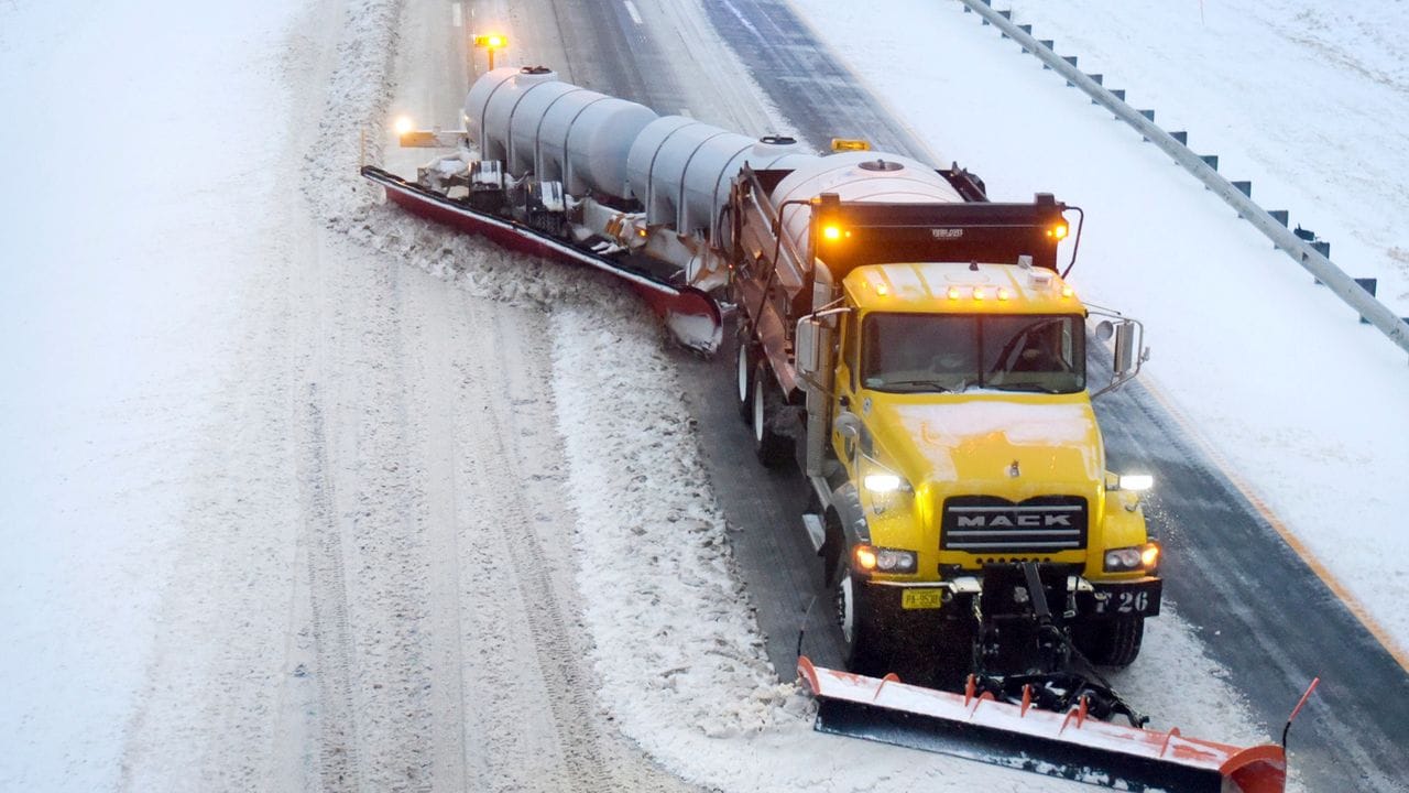 Nichts geht mehr: Die Interstate 40 während des Wintersturms in den USA.