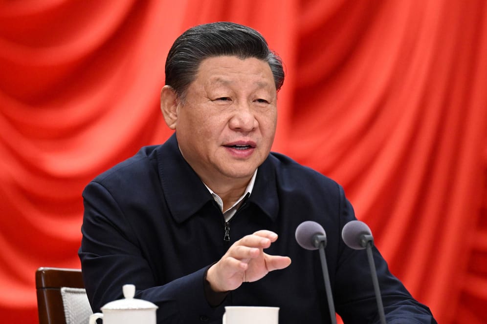 Xi Jinping: "Wir müssen die Mentalität des Kalten Krieges aufgeben und friedliche Koexistenz anstreben."