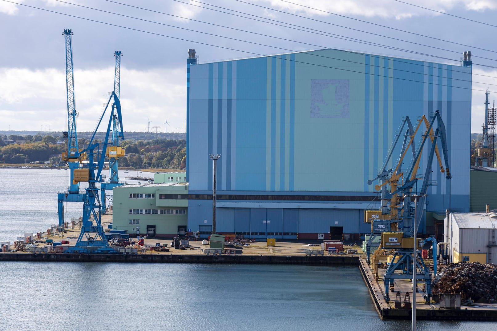 Kein Betrieb (Archivbild): Die MV-Werften haben Insolvenz angemeldet, der Eigentümer wollte dennoch einen Kredit in Millionenhöhe vom Land Mecklenburg-Vorpommern. Doch das verweigerte die Zahlung. Kein Betrieb (Archivbild): Die MV-Werften haben Insolvenz angemeldet, der Eigentümer wollte dennoch einen Kredit in Millionenhöhe vom Land Mecklenburg-Vorpommern. Doch das verweigerte die Zahlung.