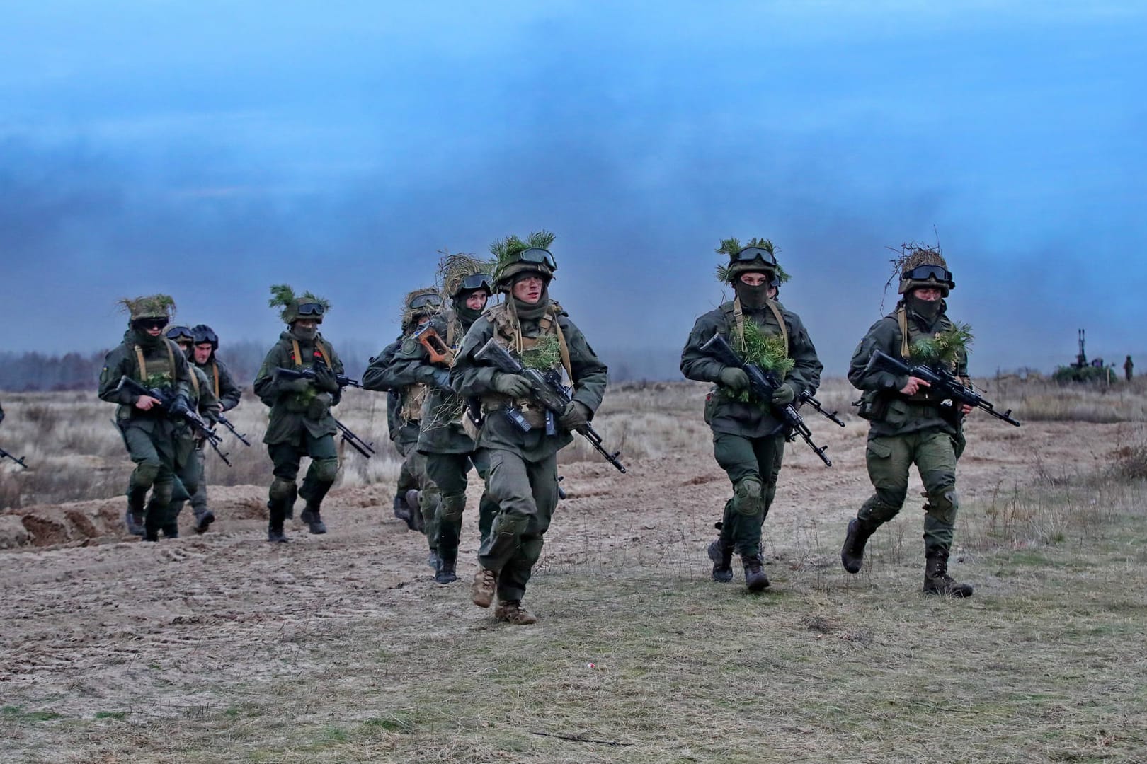 Soldaten in Kiew: Der Westen sorgt sich über einen möglichen russischen Einmarsch in die Ukraine.