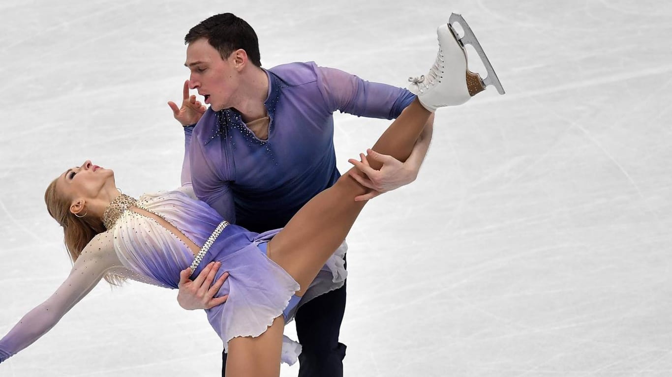 Aljona Savchenko und Bruno Massot (r.): Der Erfolg des Eiskunstlaufpaares bei den Olympischen Spielen vor vier Jahren wurde nun verfilmt.