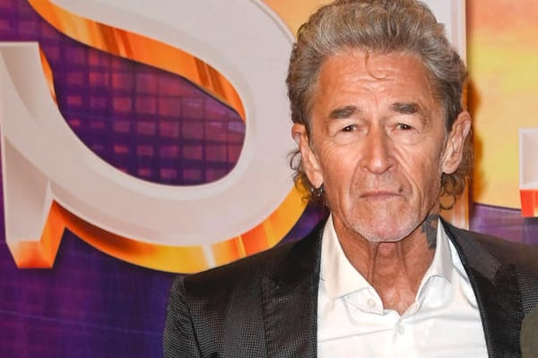 Peter Maffay: Der Sänger wurde auf dem roten Teppich von seiner Partnerin begleitet.