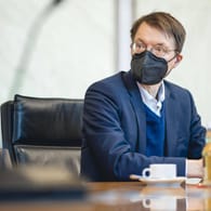 Bundesgesundheitsminister Karl Lauterbach: Er ist gegen ein Impfregister.