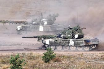 Panzer des russischen Militärs: In Belarus werden seit dem vergangenen Jahr immer wieder Übungen abgehalten. (Archivbild)