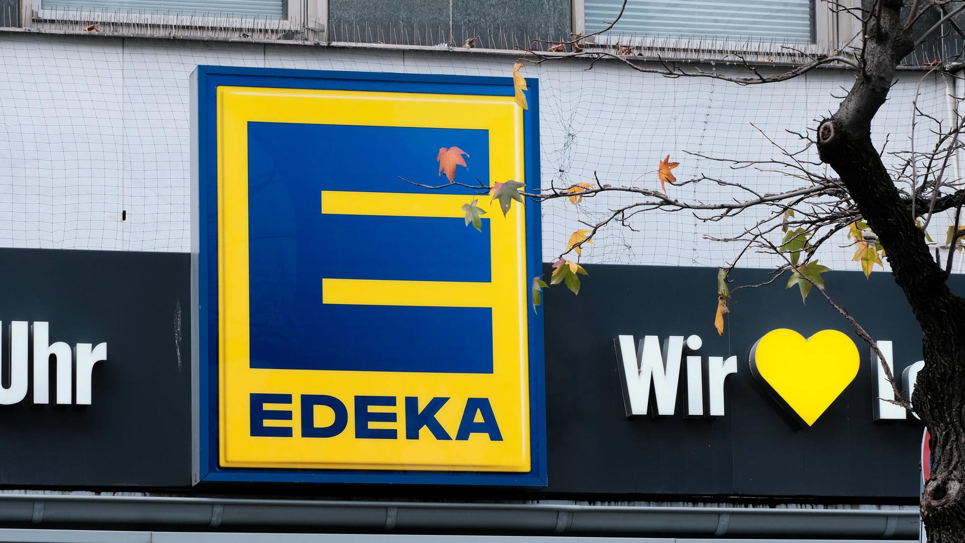 Edeka: Die Supermarktkette musste Saft der Marke Albi aus dem Sortiment nehmen.