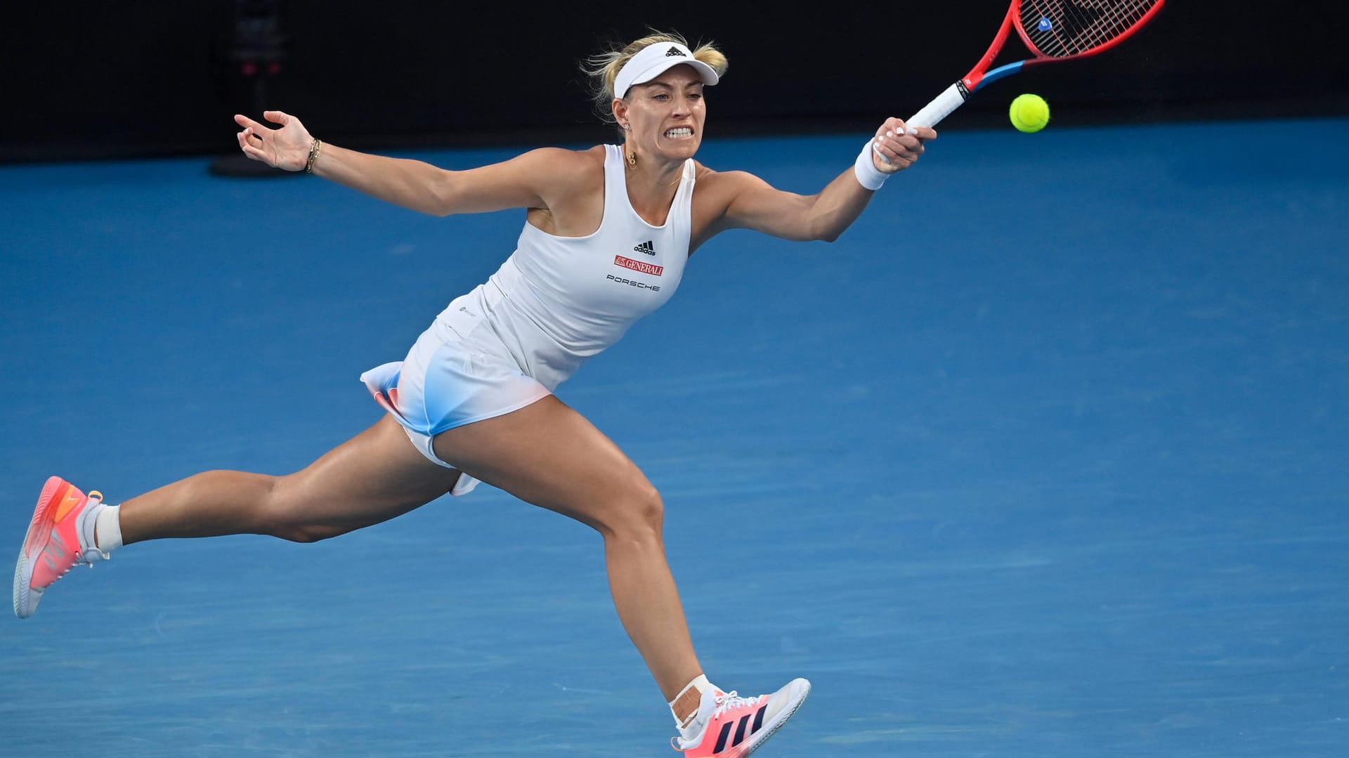 Enttäuschender Jahresstart: Angelique Kerber bei ihrer Erstrunden-Niederlage gegen die Estin Kaia Kanepi in Melbourne.